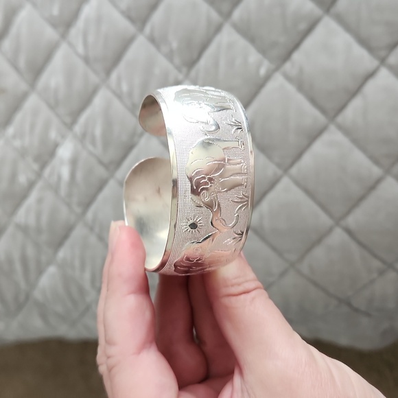 Silver Bracelet/Cuff - Picture 4 of 5